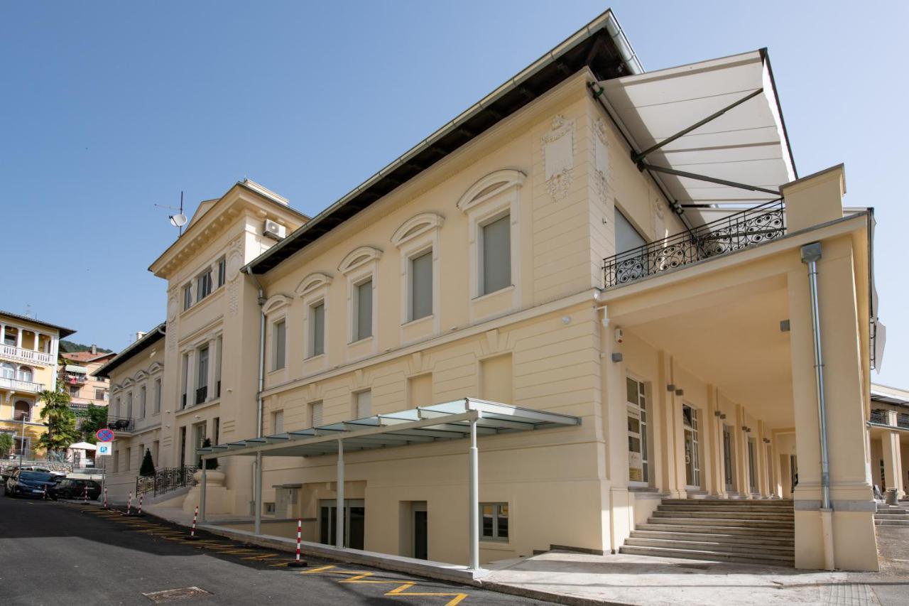 Apartman Paun Apartment Opatija Bagian luar foto