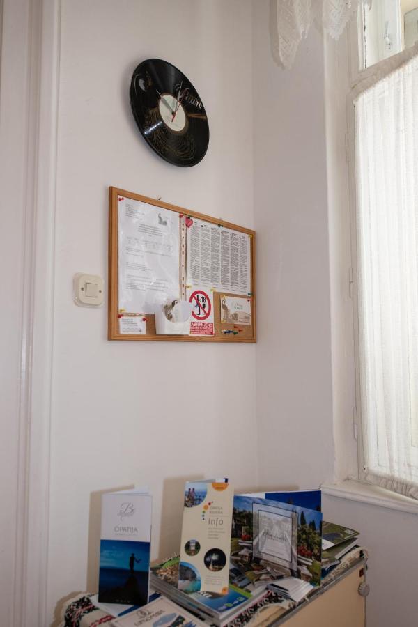 Apartman Paun Apartment Opatija Bagian luar foto