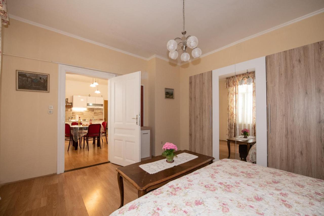 Apartman Paun Apartment Opatija Bagian luar foto