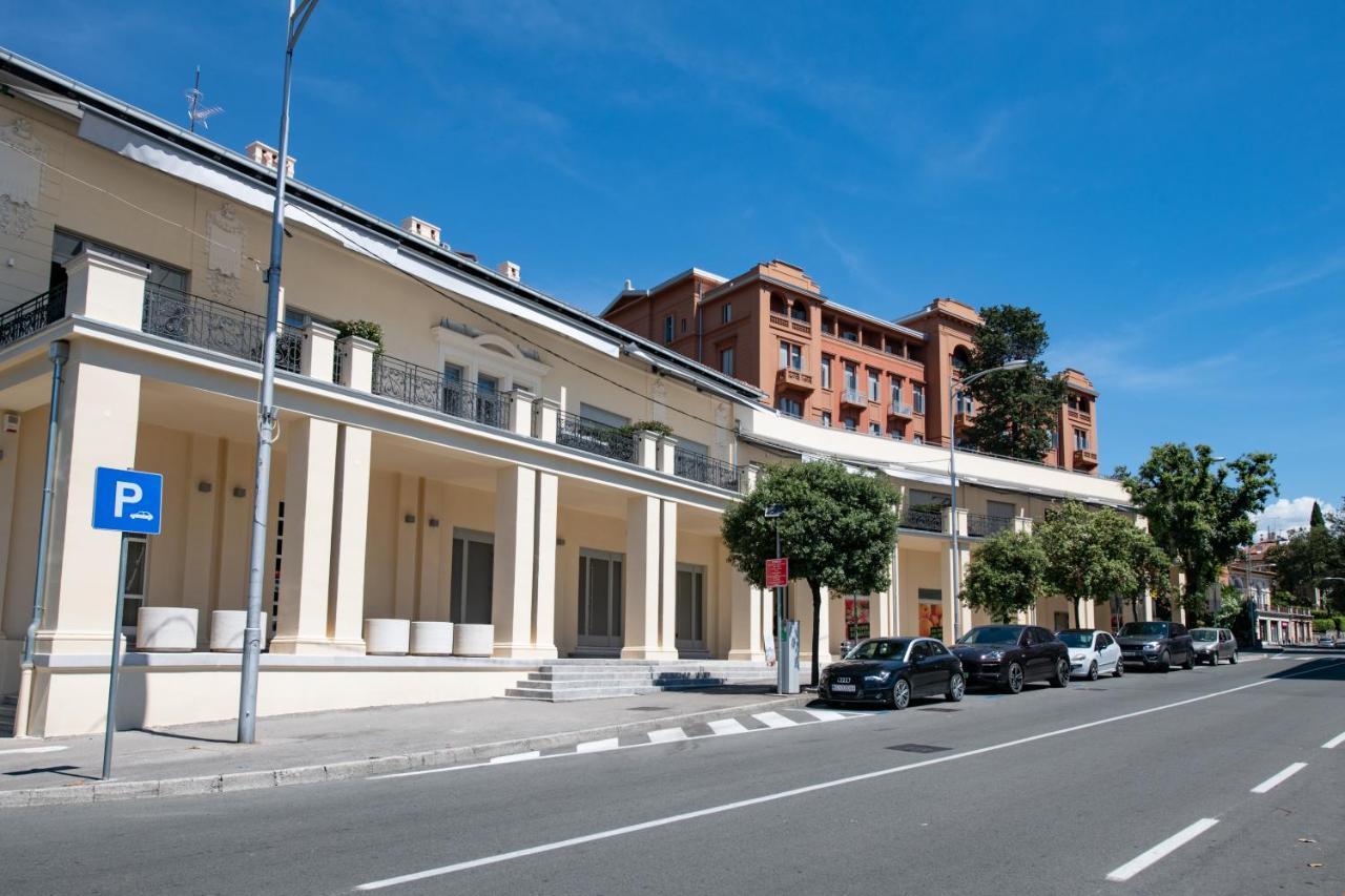 Apartman Paun Apartment Opatija Bagian luar foto